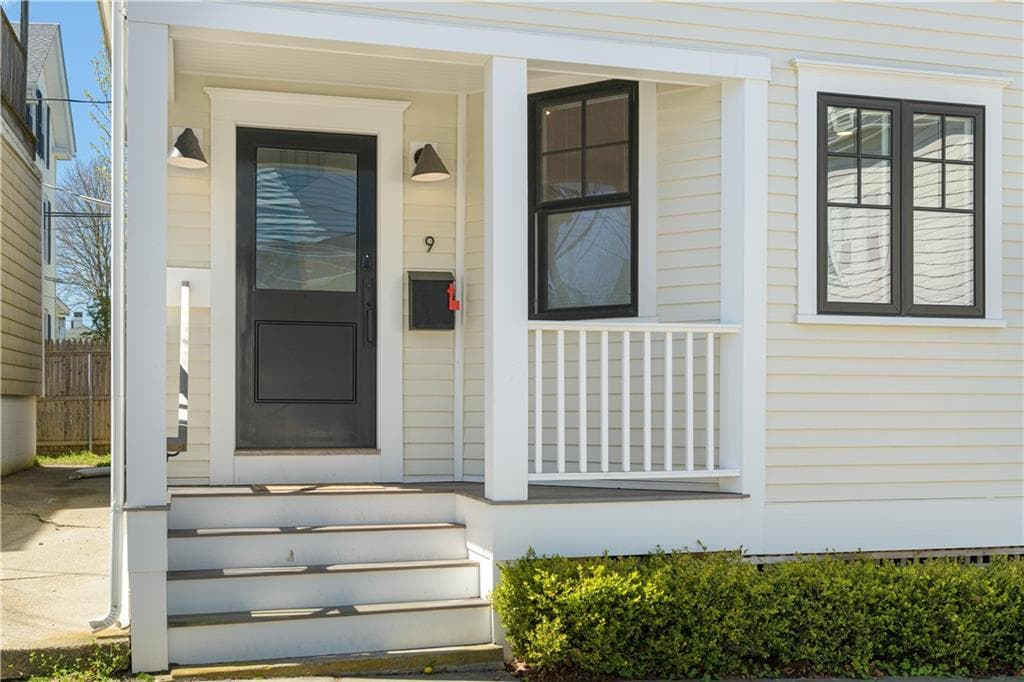 9 Calvert photo 3