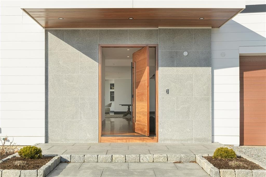 511 Ocean photo 4