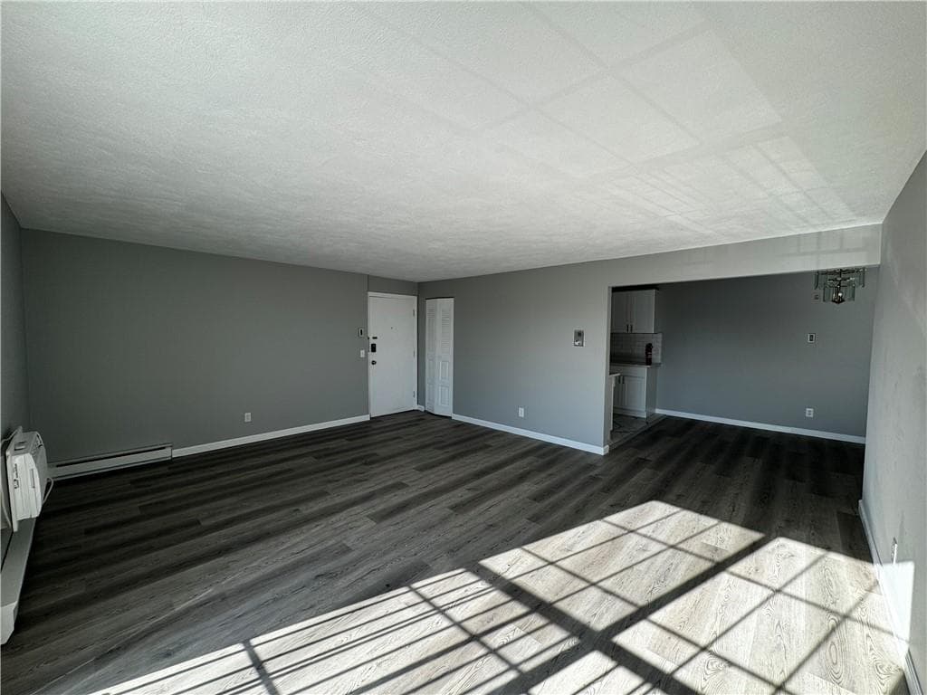 300 Smithfield #P2-11 photo 5