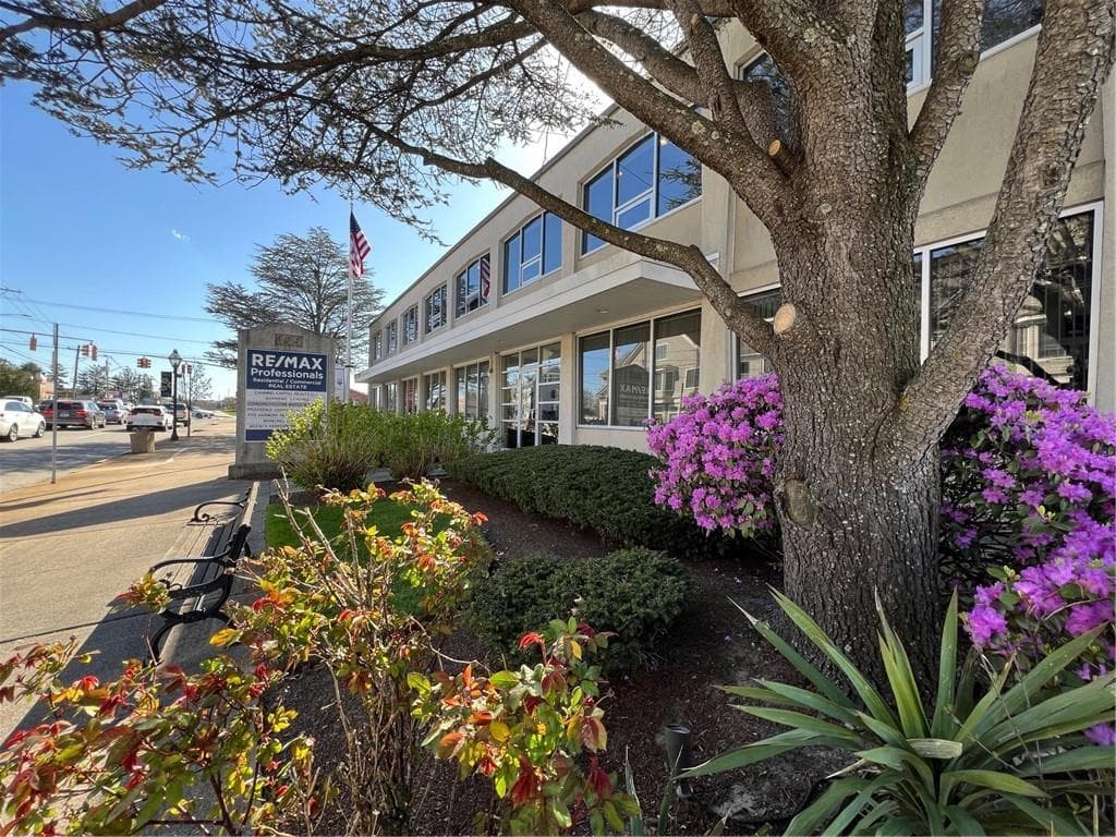 655 Main