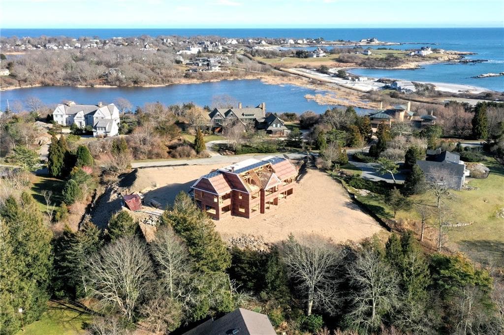 11 Ocean Heights photo 2