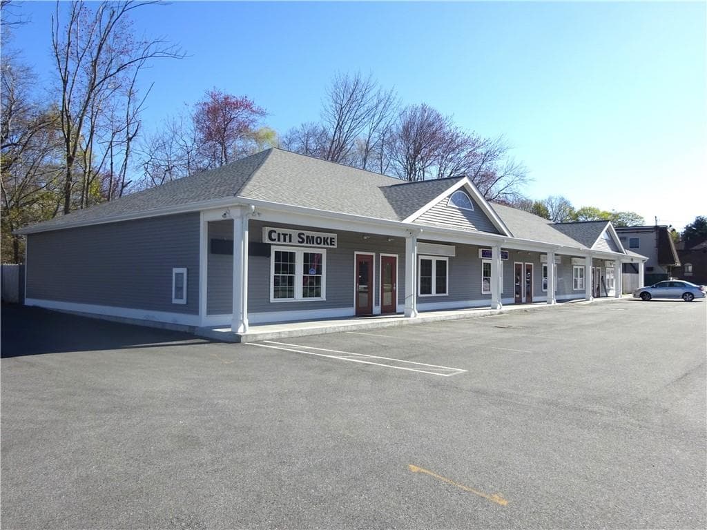 294 Cowesett photo 2