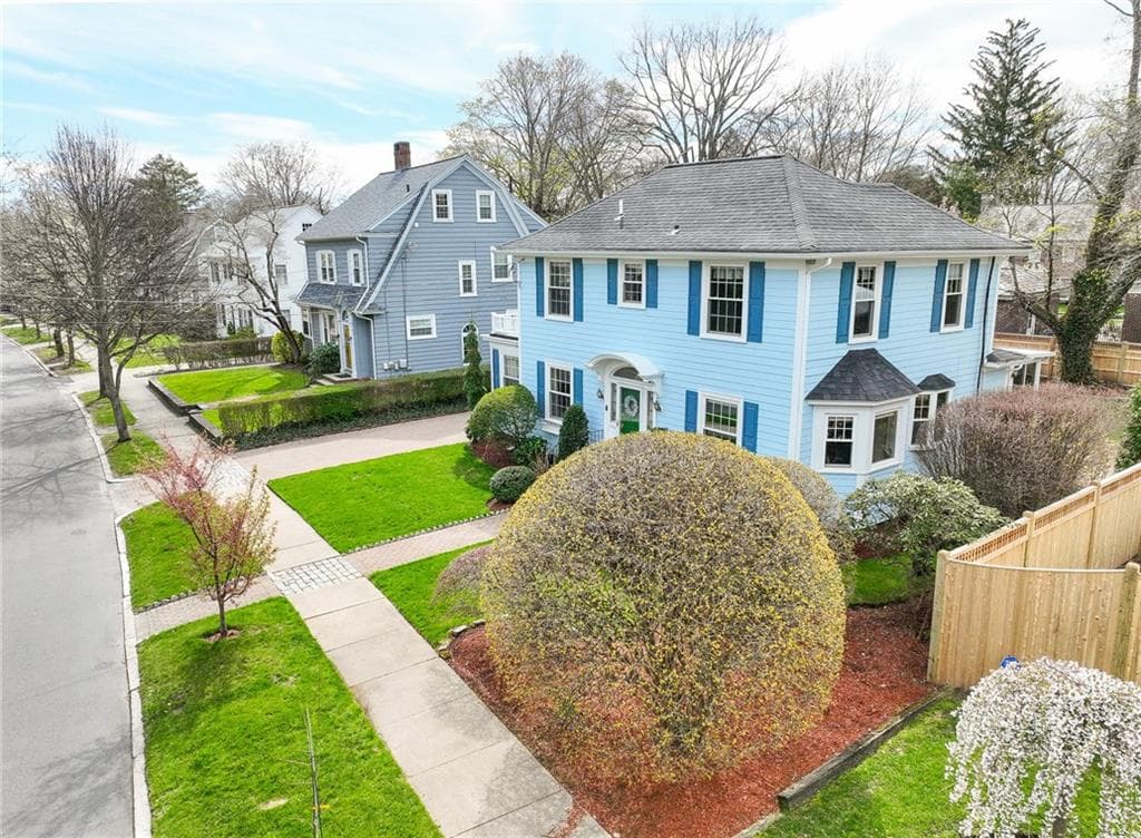 331 Doyle Avenue photo 4