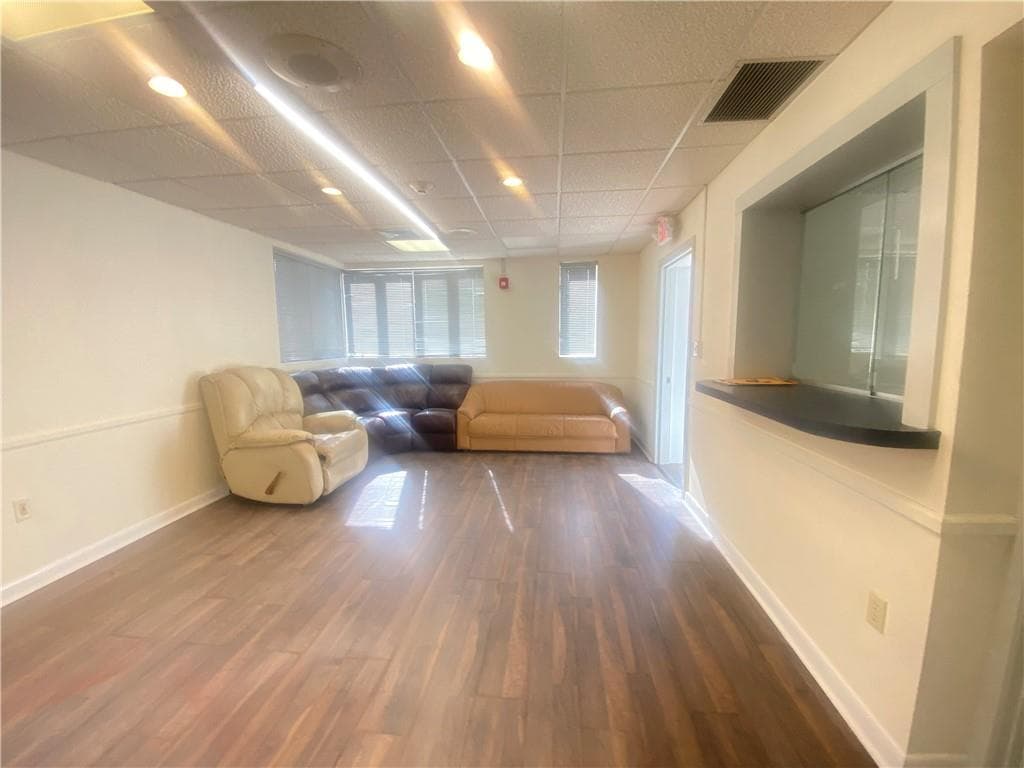 761 Park photo 4