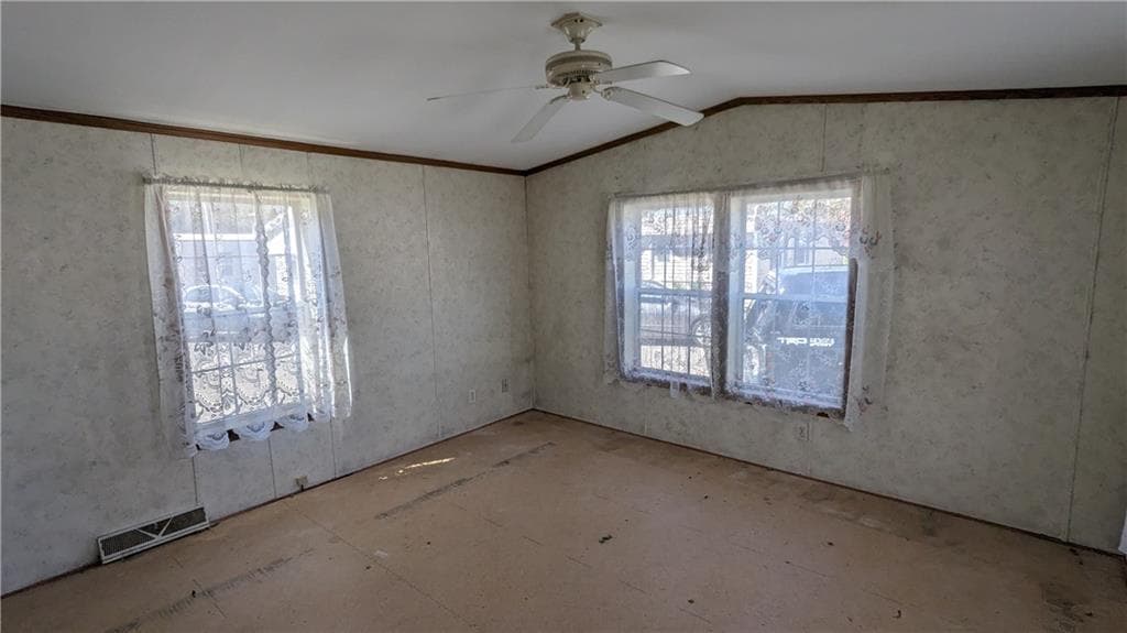242 Manton photo 5