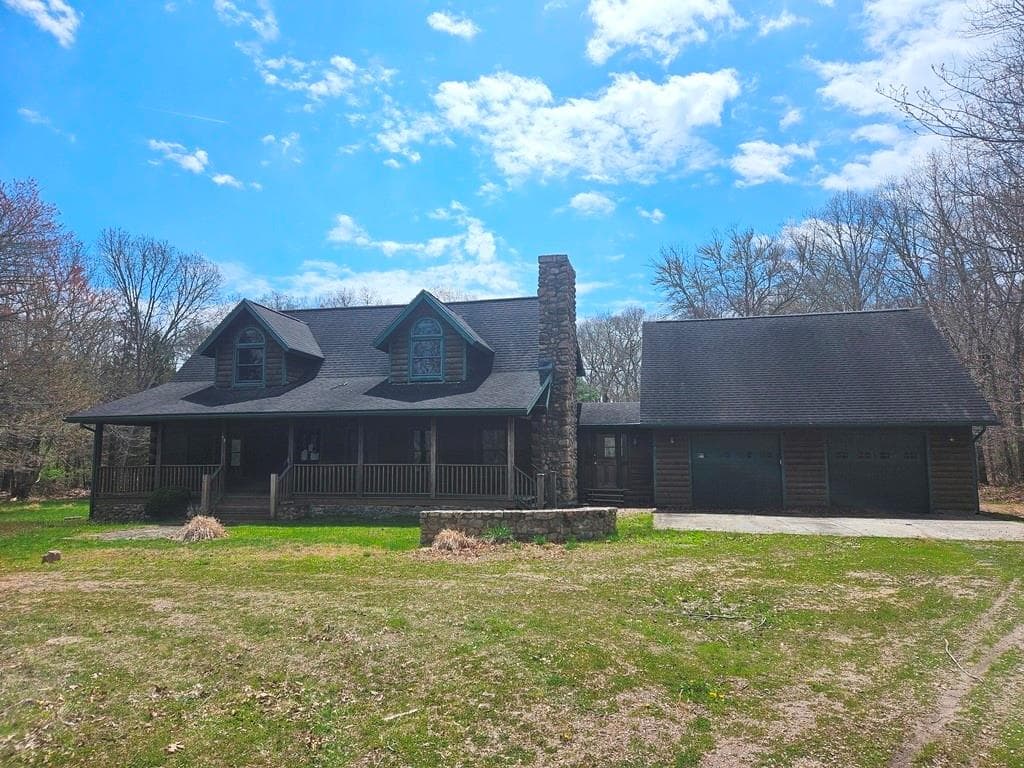 98 Woody Hill photo 2