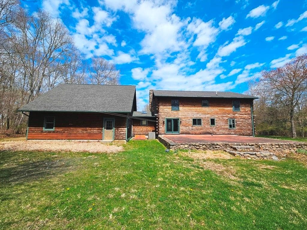 98 Woody Hill photo 4