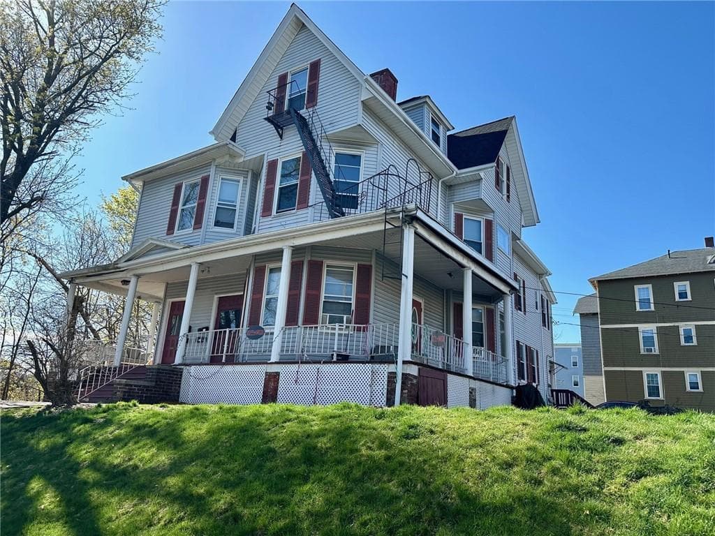 455 Carrington