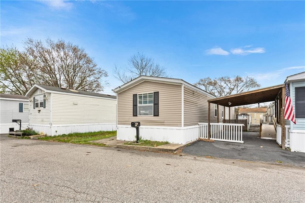 245 Manton, #77 photo 3