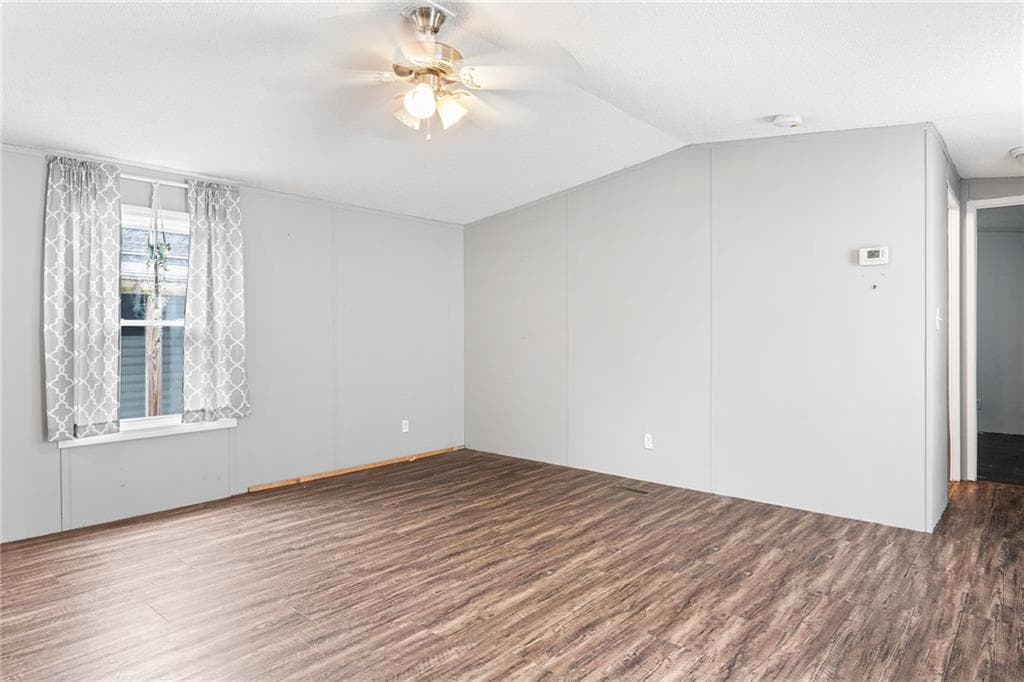 245 Manton, #77 photo 5