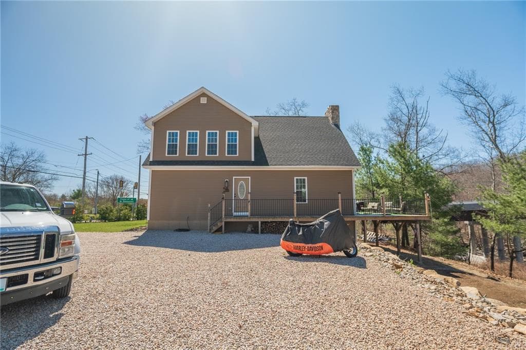 810 Douglas photo 2