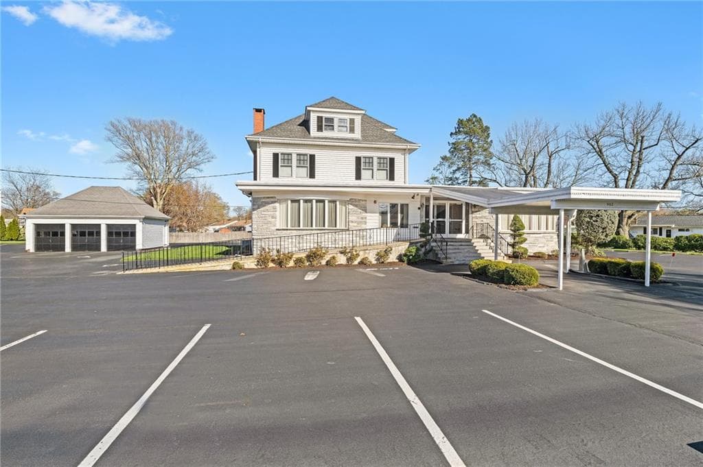 982 Warwick photo 2
