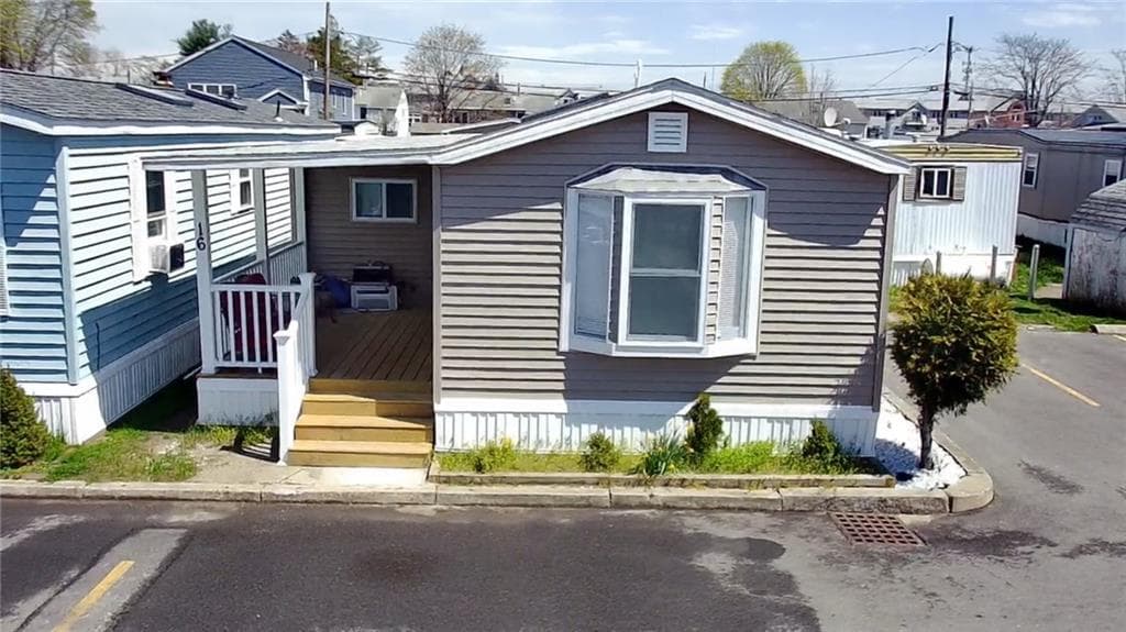 660 Beverage Hill photo 2