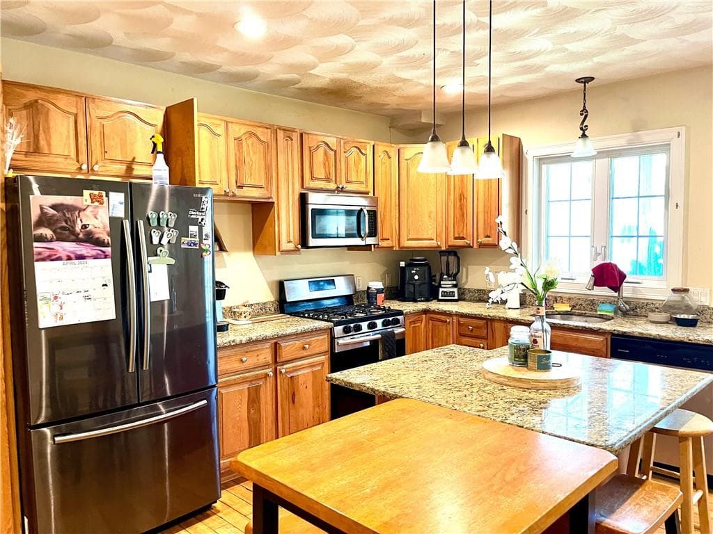 982 Plainfield #4