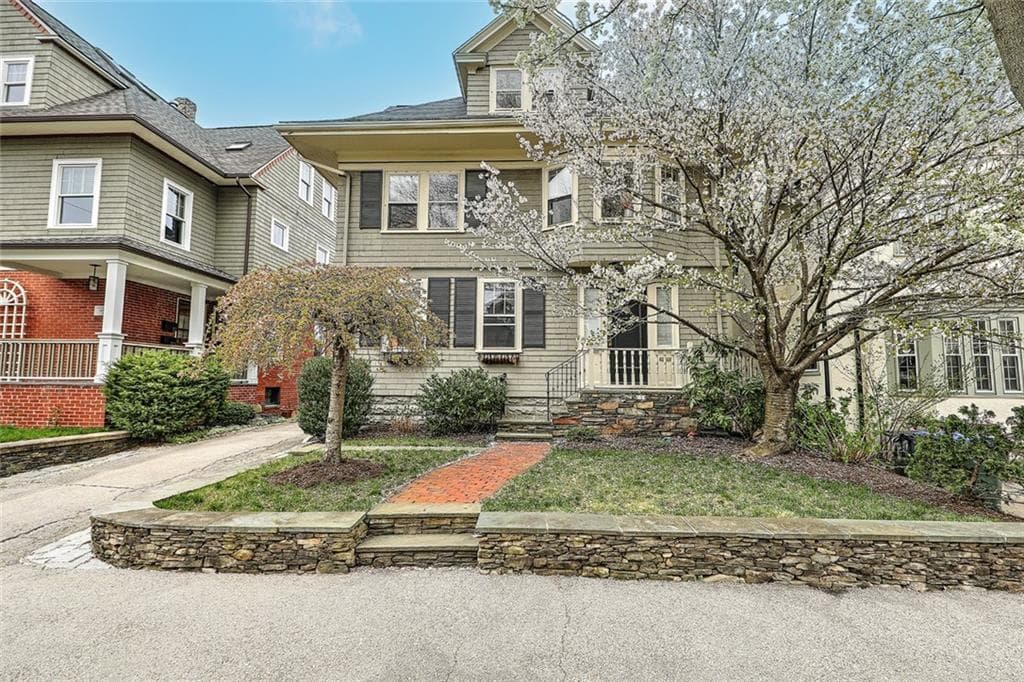 325 Wayland