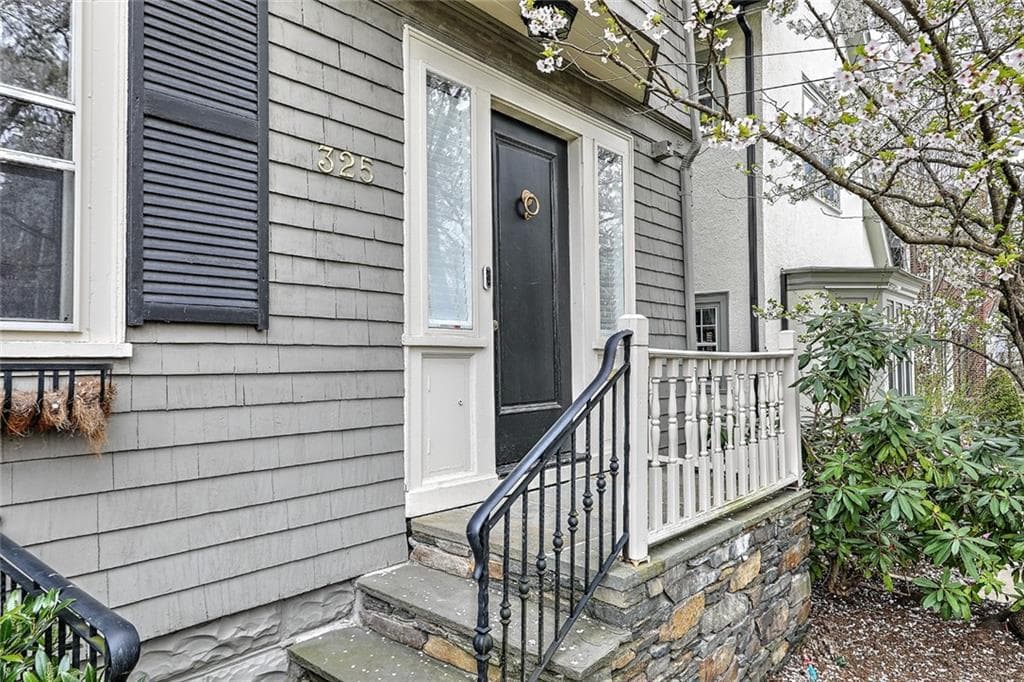 325 Wayland photo 5