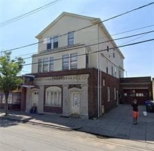 305 Pocasset