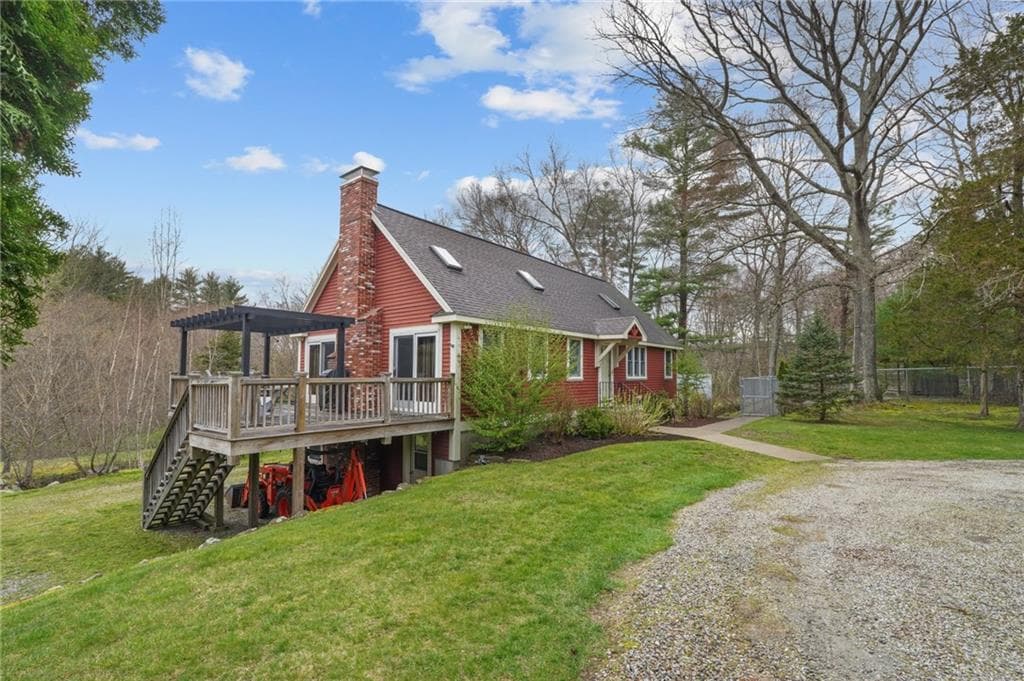 2285 Providence photo 3