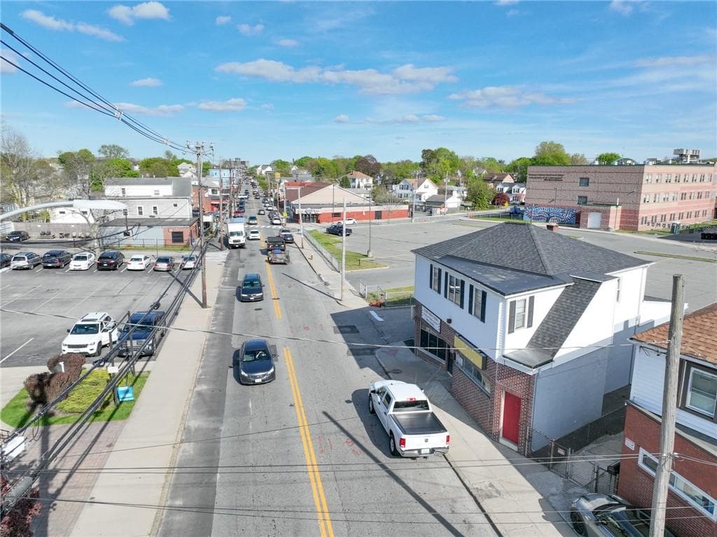 634 Hartford photo 3