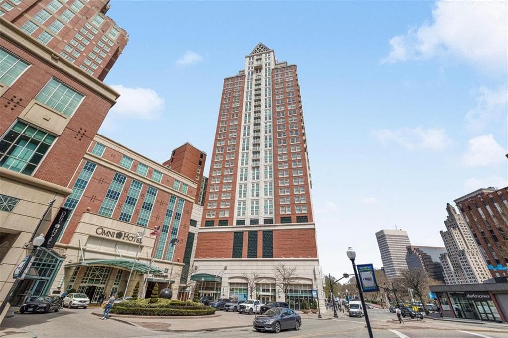 1 West Exchange #1803