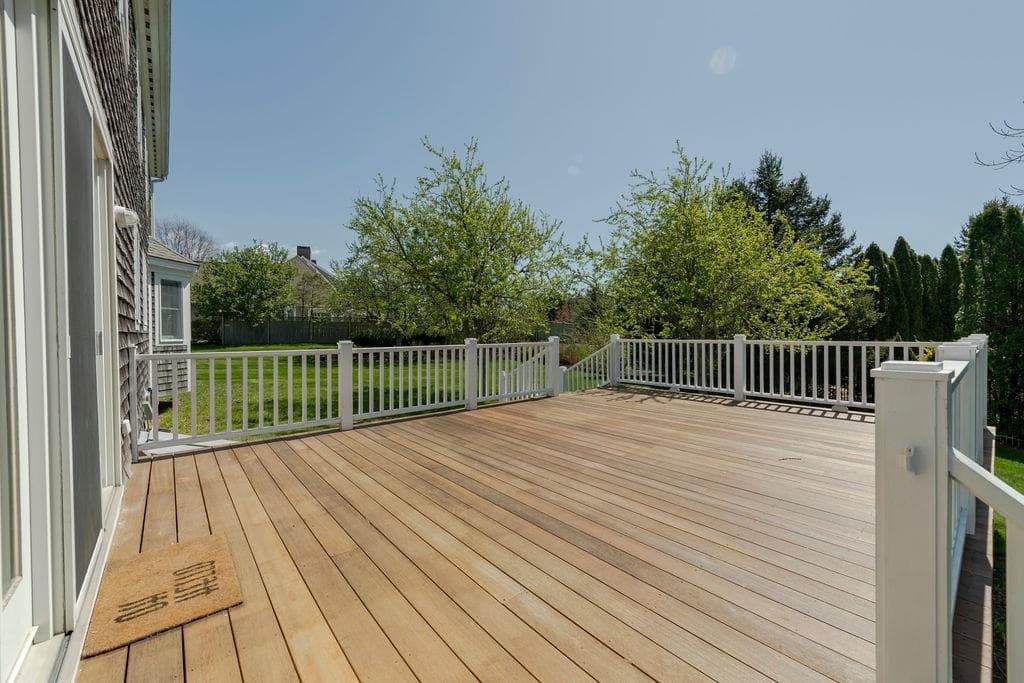 141 Meadow photo 5