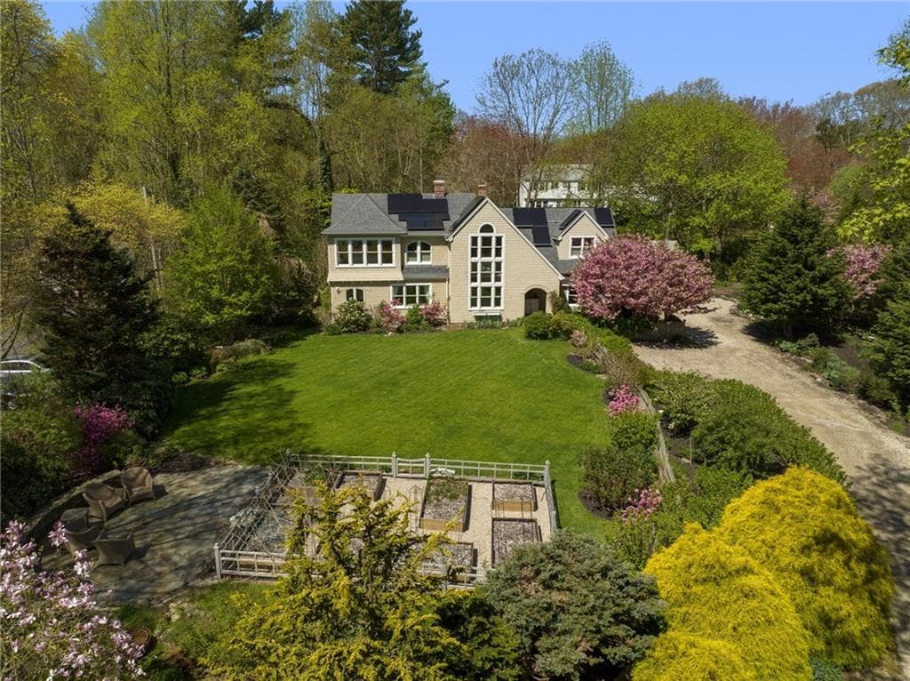 115 Willett photo 2