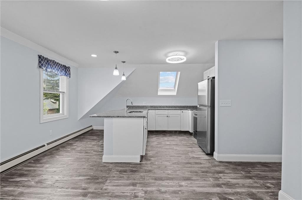 17 Selkirk Rd #3 photo 3