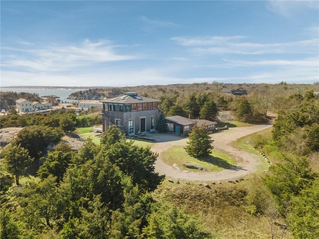 2 Fort Wetherill photo 2
