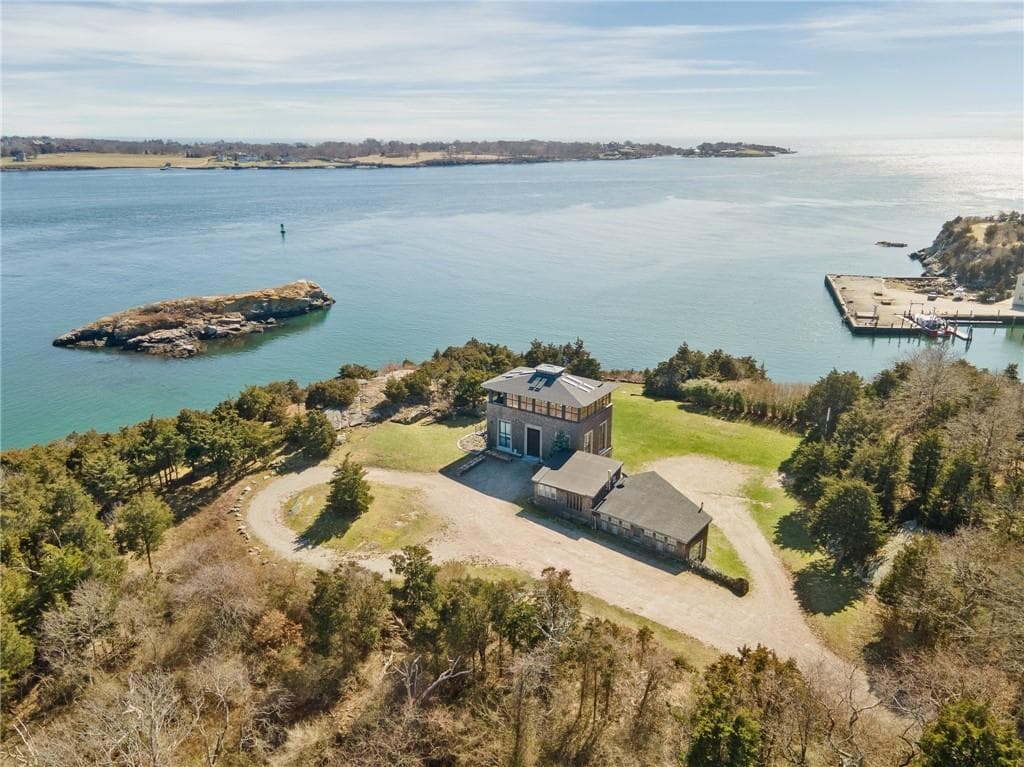 2 Fort Wetherill