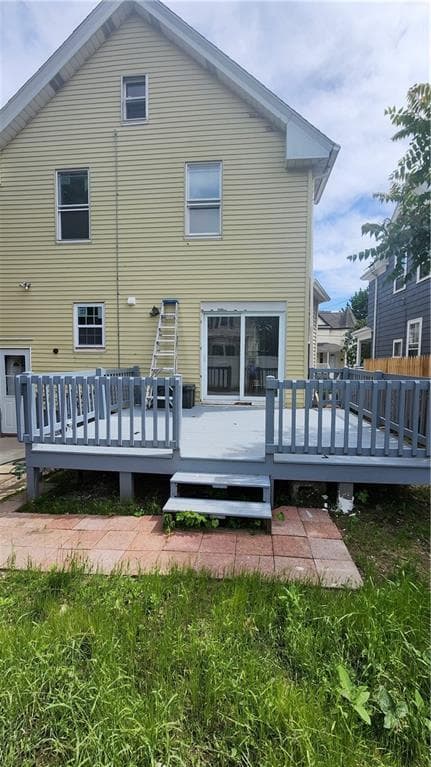 271 Vermont Ave photo 5