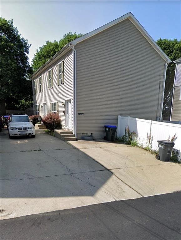 160 Jewett #A photo 2
