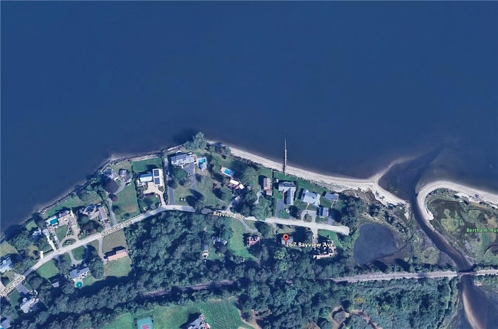 167 Bayview photo 4
