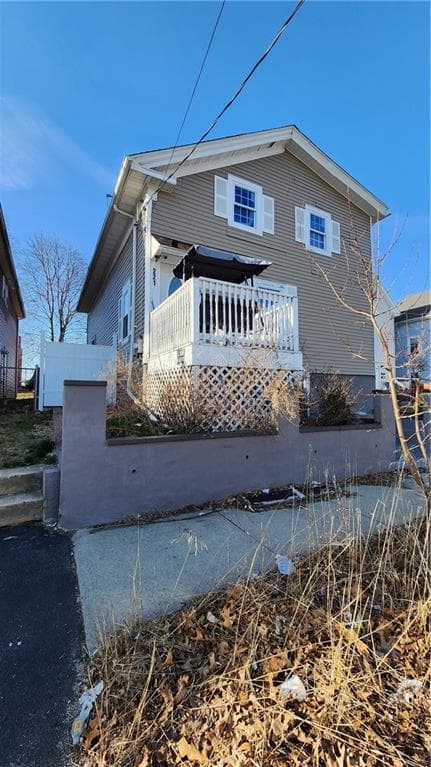 221 Pavilion AVE photo 2