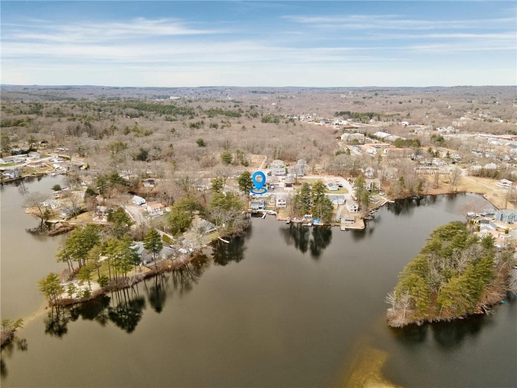 19 Lakeview photo 3