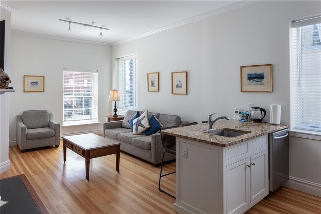14 Pelham