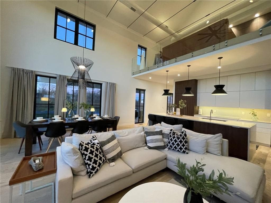 837 Wapping photo 4