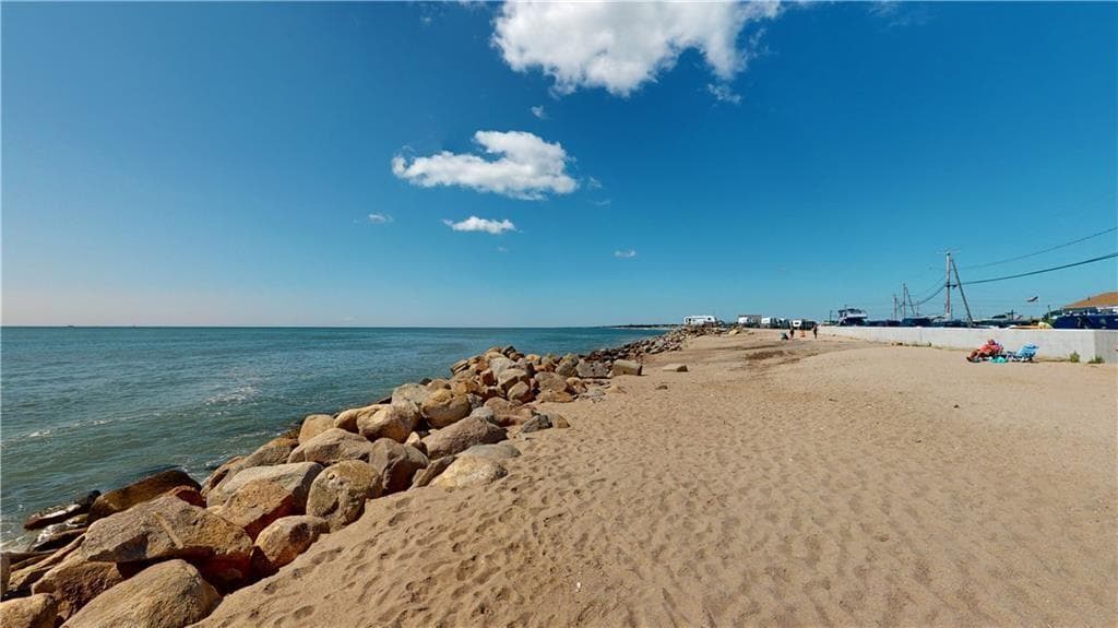854 Matunuck Beach Road #280 photo 3