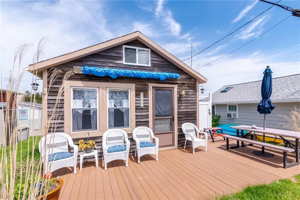 854 Matunuck Beach photo 3