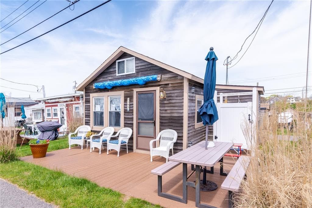 854 Matunuck Beach photo 4