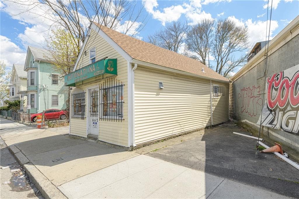 442 Hartford photo 2