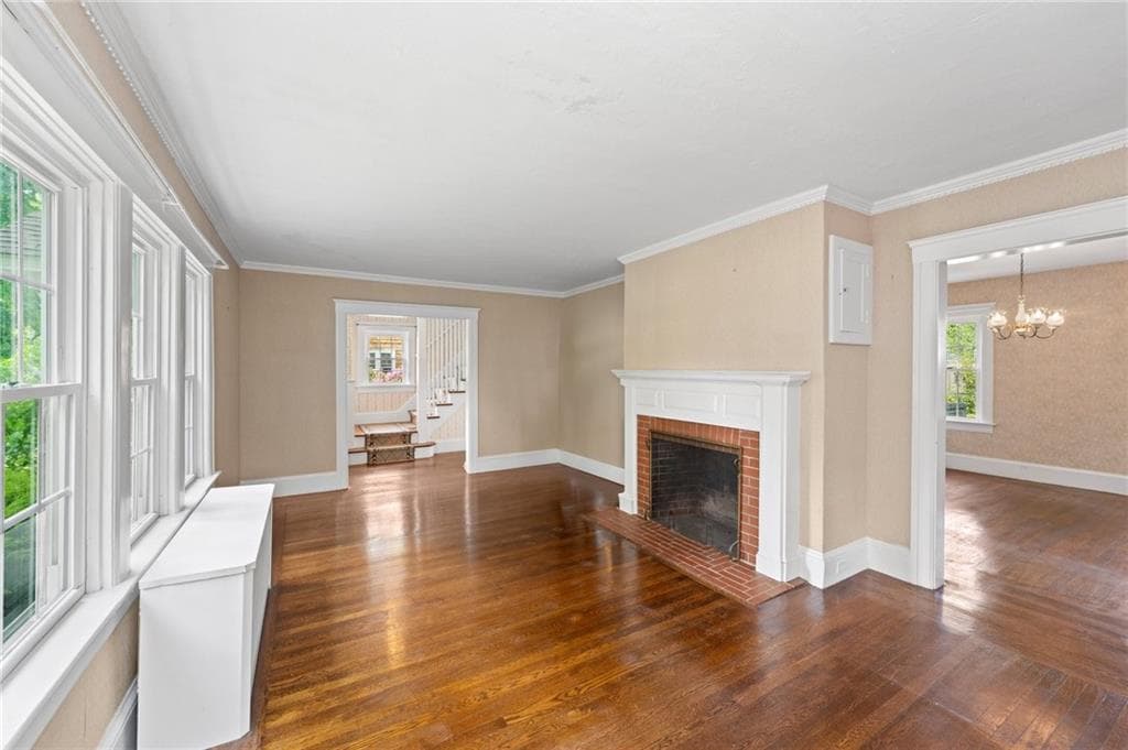 44 Walnut photo 5