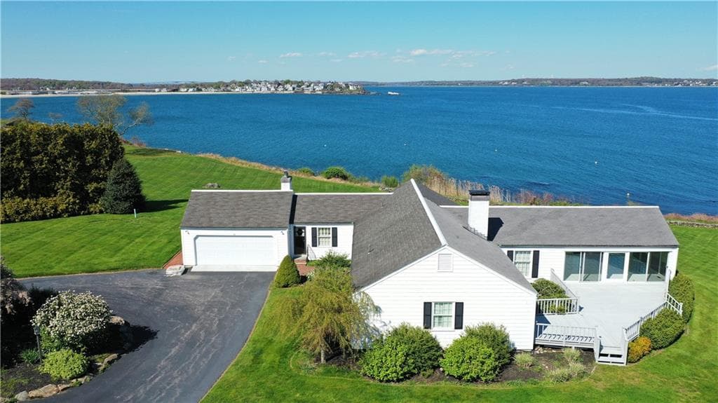 90 North Cliff