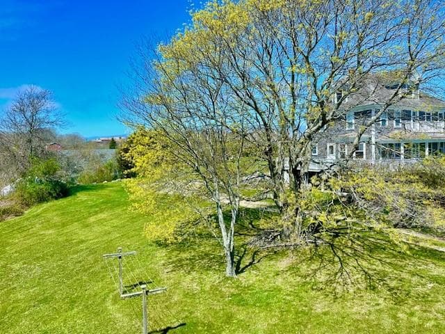 548 Center photo 5