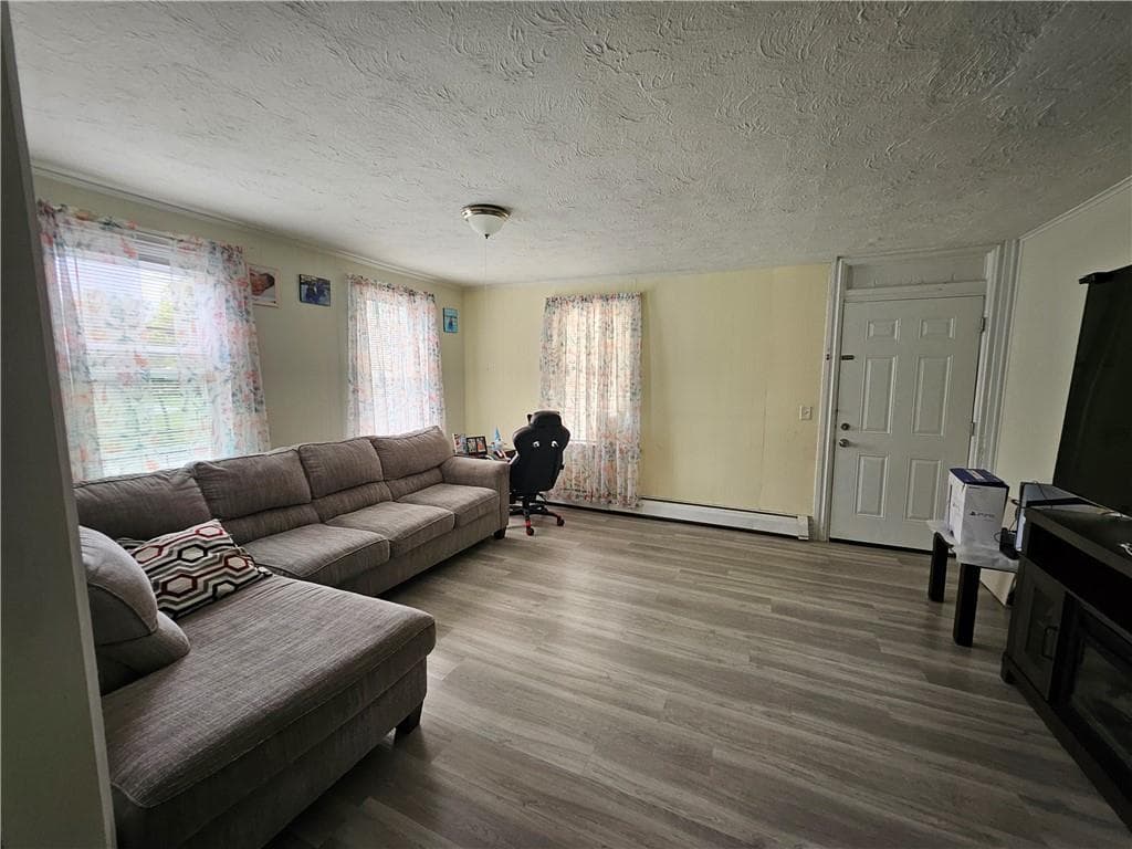 24 Vale photo 2