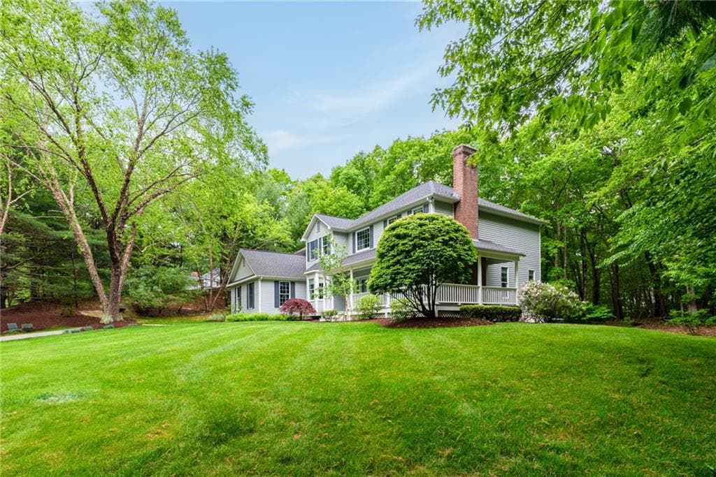 85 Westfield photo 4