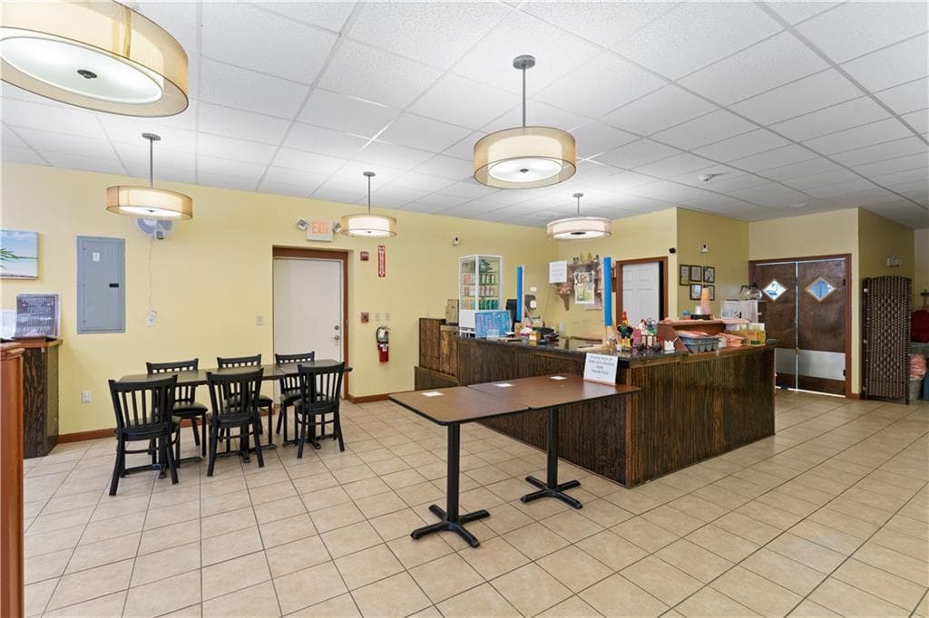 382 Thames #North photo 5