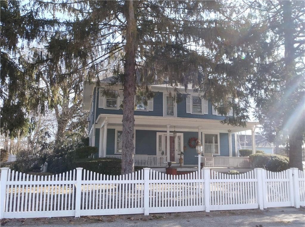 149 Woodward photo 2