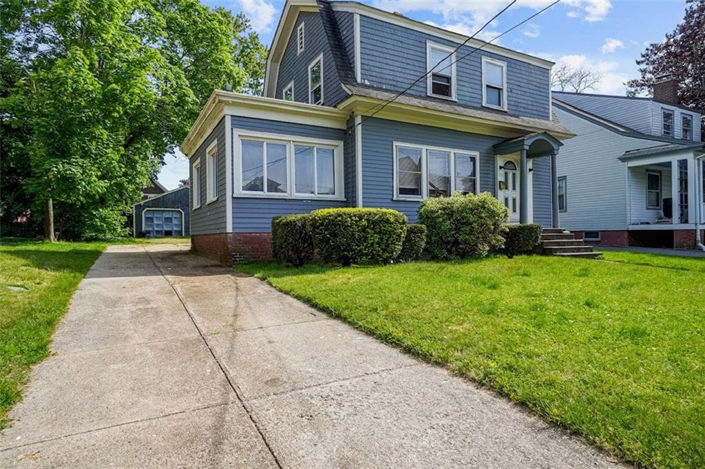 126 Columbia photo 2