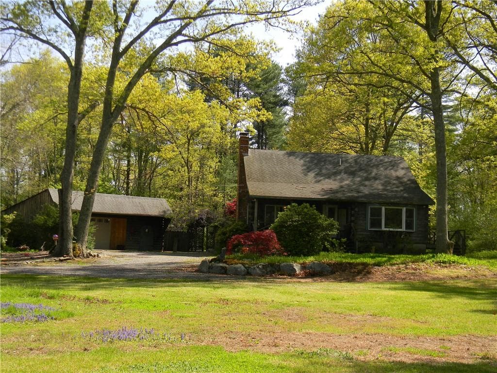202 Moulton photo 2