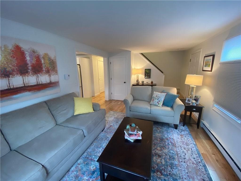 32 Middleton #E photo 3